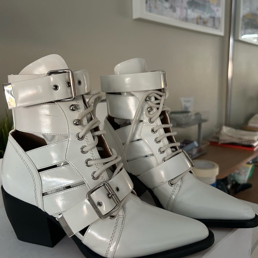 Chloe White Soft Leather Ankle Boots - Serina